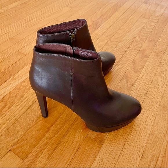 Rockport Dark Brown Ankle Boot - Picture 11 of 15